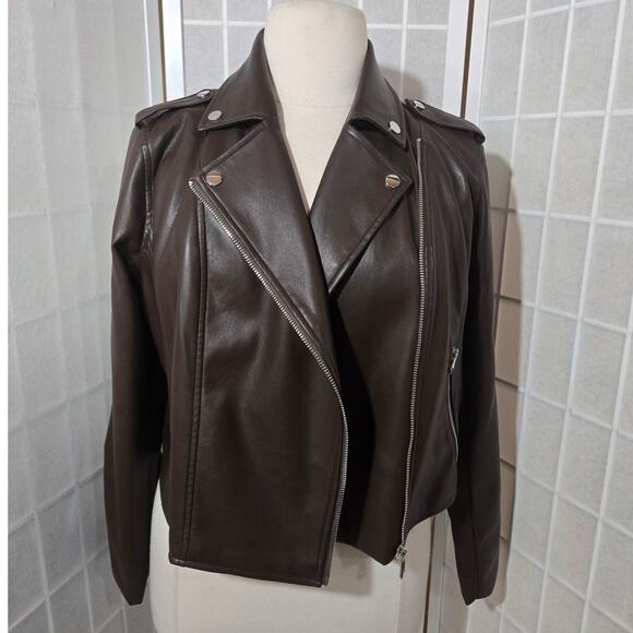 NWT Eloquii Faux Leather Moto Zip Up Short Asymmetrical Jacket Plus Size: 14/16 - Picture 11 of 11